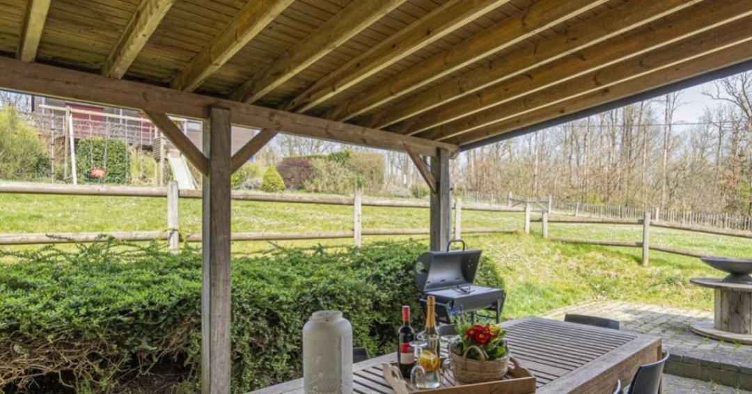 Villa Du bonheur met Sauna en Jacuzzi Somme-Leuze Buitenkant foto